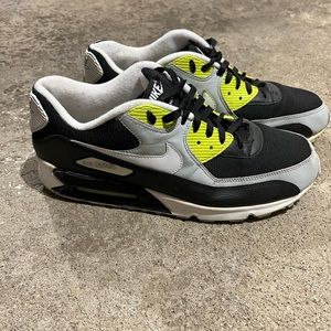 Air max 90’s ……..BOOM !!!!